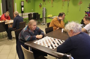 Uczestnicy turnieju podczas gry