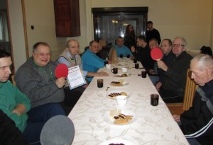 Uczestnicy przy stole