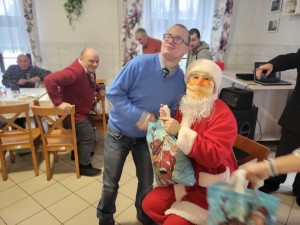 Wręczanie prezentów prze Św. Mikołaja