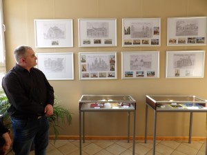 Autor ze swoimi pracami