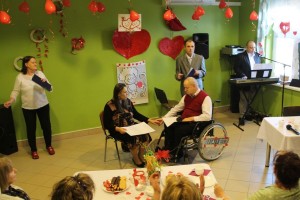 Uczestnicy spotkania walentynkowego