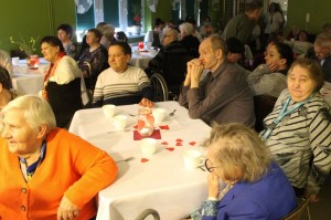 Uczestnicy spotkania walentynkowego