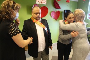 Uczestnicy spotkania walentynkowego