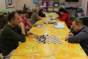 Uczestnicy turnieju podczas gry