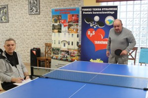 Mecz tenisa stołowego