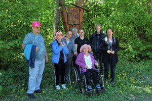 Mieszkańcy DPS w Parchaniu w Balczewie 