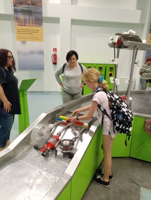 Uczestnicy wycieczki w Młynie Wiedzy