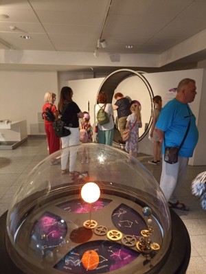 Uczestnicy wycieczki w Młynie Wiedzy